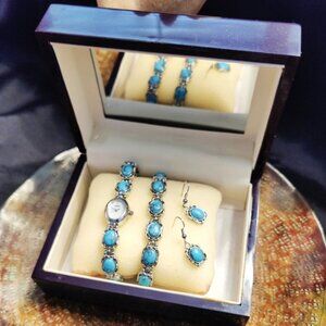 Elgin II Vintage Faux Turquoise Cabochon Watch, Bracelet, and Earrings Boxed Set